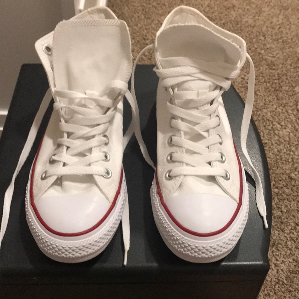 White converse